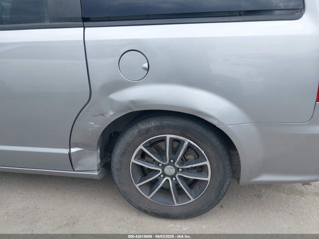 2C4RDGEG8JR335119 Dodge Grand Caravan