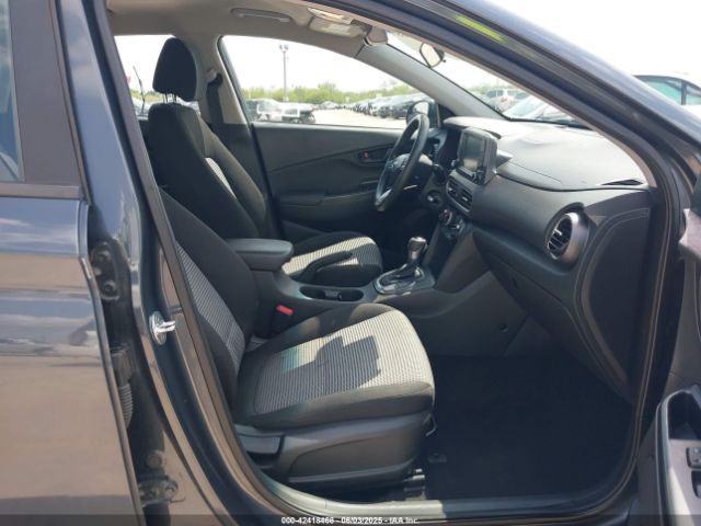 2019 HYUNDAI KONA KM8K12AA8KU271209 Photo 4