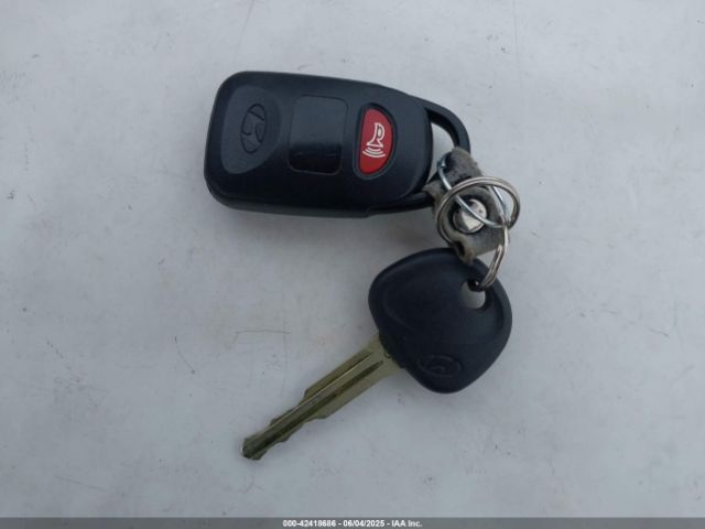 5NPDH4AE8GH754384 Hyundai ELANTRA SE