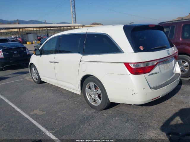 2013 HONDA ODYSSEY 5FNRL5H93DB002928 Photo 2