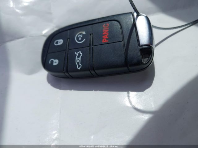 2018 CHRYSLER 300 2C3CCAKG6JH177450 Photo 10