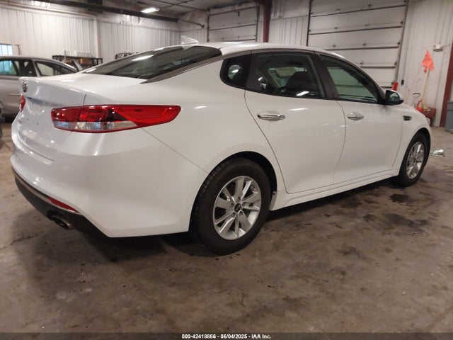 5XXGT4L38JG189662 KIA Optima Lx