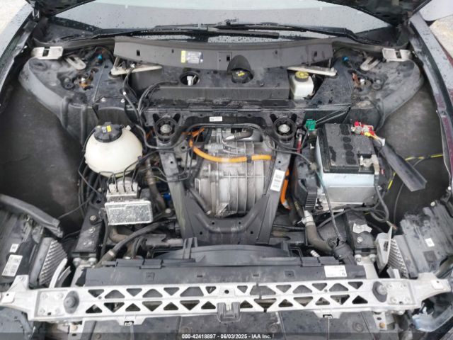 WBY2Z2C33HV676861 BMW I8