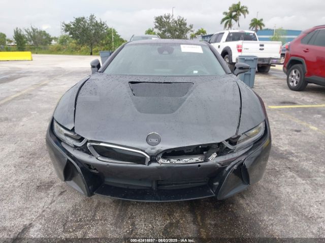 WBY2Z2C33HV676861 BMW I8