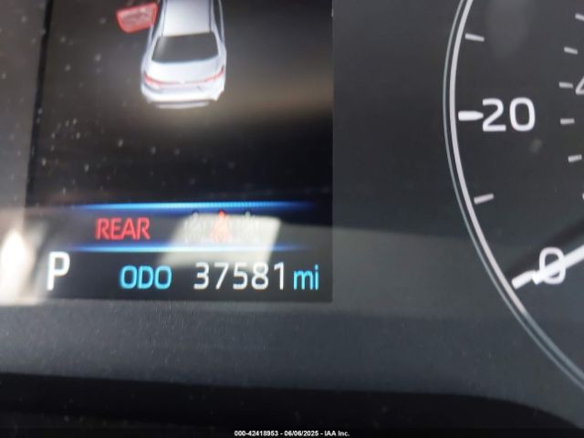 5YFB4MDE8RP121436 Toyota COROLLA LE