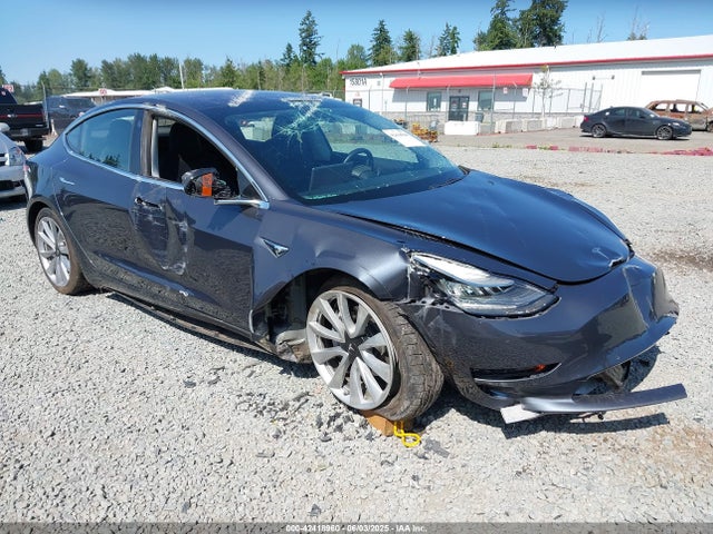 2018 TESLA MODEL 3 5YJ3E1EA9JF163495 Photo 0