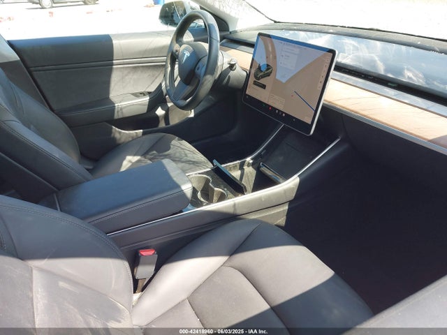 2018 TESLA MODEL 3 5YJ3E1EA9JF163495 Photo 4