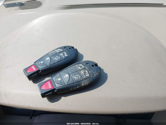 2010 CHRYSLER TOWN & COUNTRY 2A4RR5D12AR221730 Photo 10