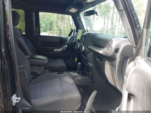 2012 JEEP WRANGLER UNLIMITED 1C4HJWEG2CL117560 Photo 4
