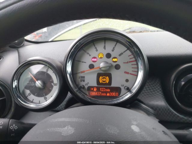 2010 MINI COOPER S WMWMS3C51ATY51760 Photo 6