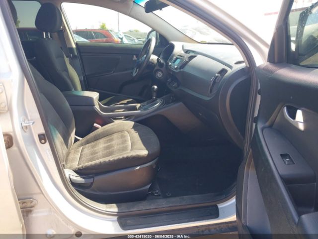 2012 KIA SPORTAGE KNDPBCA21C7232807 Photo 4