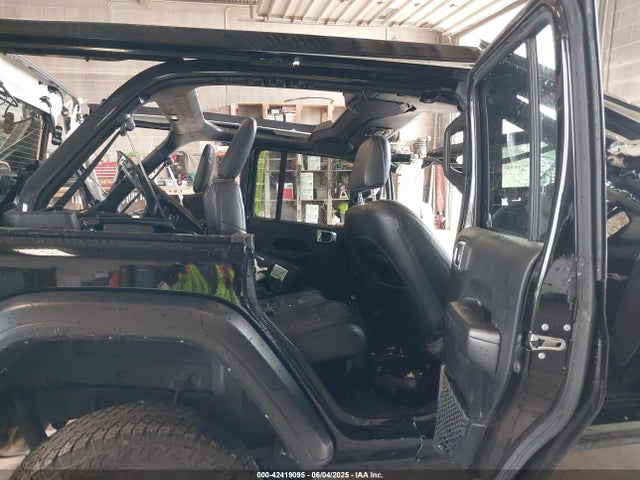 1C4HJXDN8MW740087 Jeep 2021