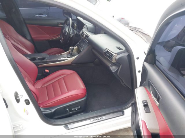 2017 LEXUS IS 200T JTHBA1D27H5060250 Photo 4
