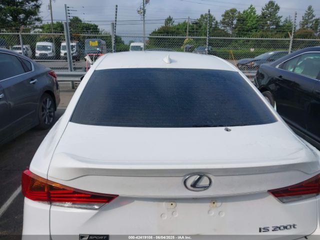 2017 LEXUS IS 200T JTHBA1D27H5060250 Photo 5