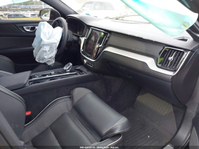 2024 VOLVO S60 7JRL12FH7RG300837 Photo 4