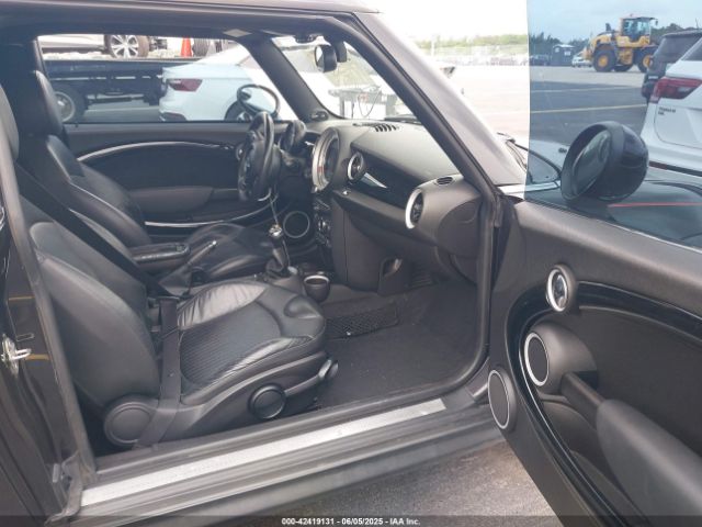 2014 MINI CLUBMAN WMWZG3C53ETY33385 Photo 4