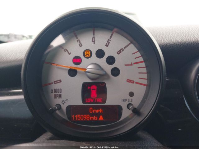 2014 MINI CLUBMAN WMWZG3C53ETY33385 Photo 6