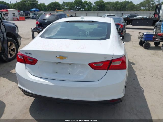 1G1ZD5ST2PF245320 Chevrolet Malibu Fwd 1lt