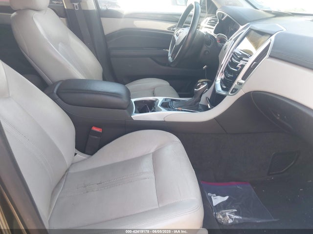 2016 CADILLAC SRX 3GYFNDE32GS523152 Photo 4