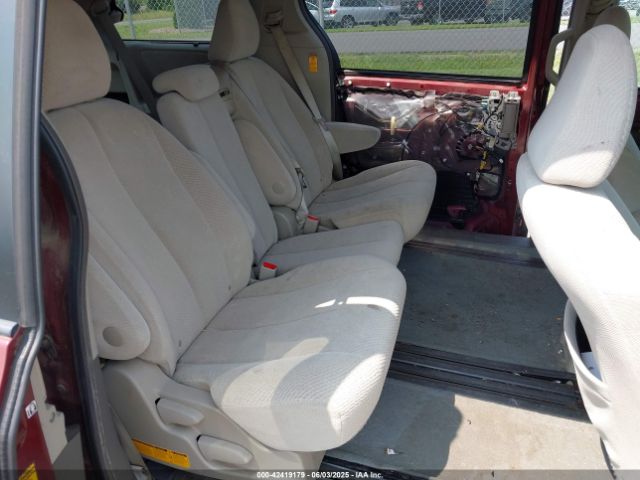 5TDKK3DC6ES417507 Toyota Sienna Le V6 8 Passenger