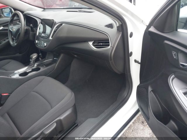 1G1ZD5ST2PF172434 Chevrolet Malibu Fwd 1lt