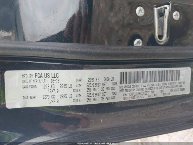 1C4PJLLB8KD313237 Jeep 2019