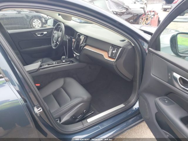 2024 VOLVO S60 7JRL12FL7RG318758 Photo 4