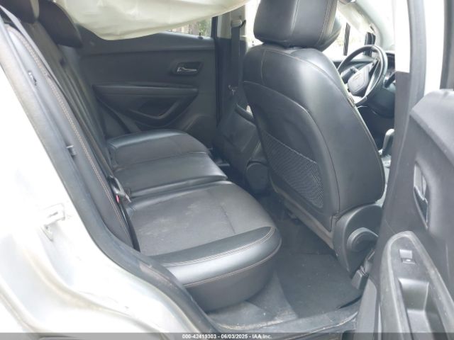 KL7CJLSB8JB571362 Chevrolet Trax Lt