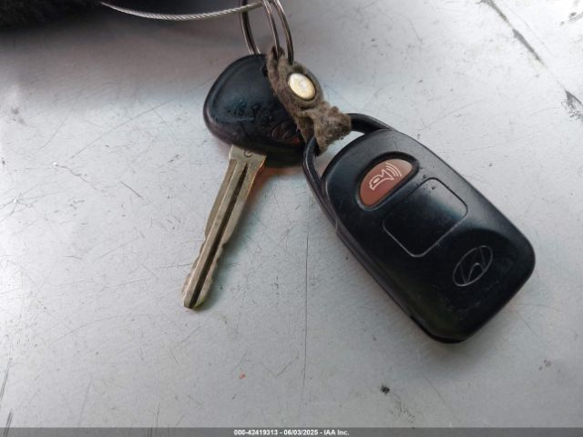 5NPDH4AEXFH588903 Hyundai ELANTRA SE