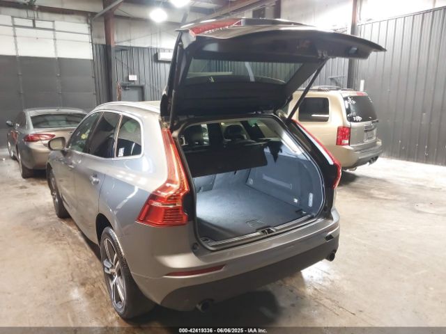2019 VOLVO XC60 LYVA22RK4KB229432 Photo 2