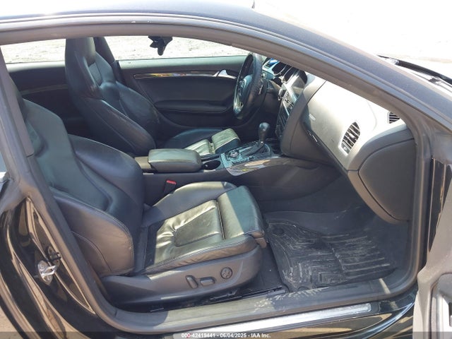 2011 AUDI S5 WAUCVAFR4BA044801 Photo 4