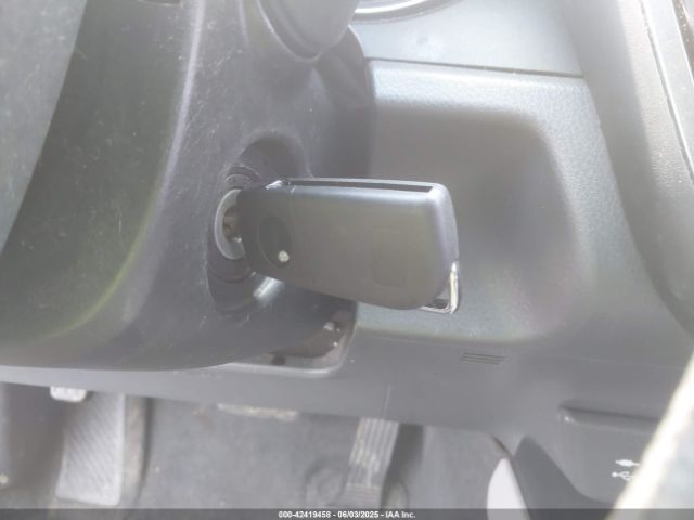 4T1B11HK8KU246853 Toyota CAMRY LE