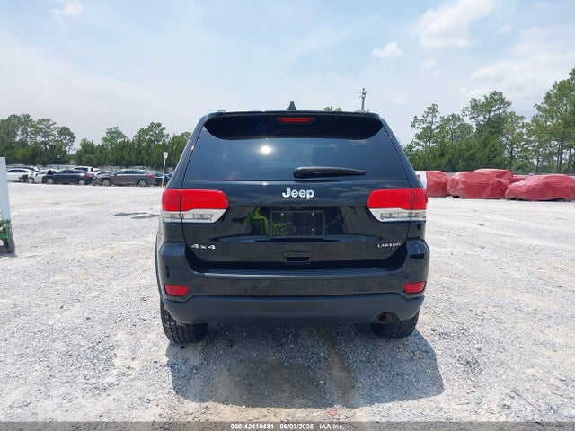 1C4RJFAG5JC377345 Jeep Grand Cherokee Laredo E 4x4