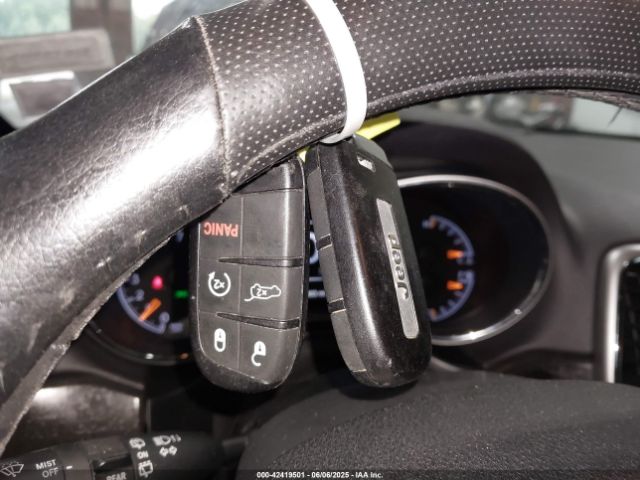 2018 JEEP GRAND CHEROKEE 1C4RJFAGXJC394223 Photo 10
