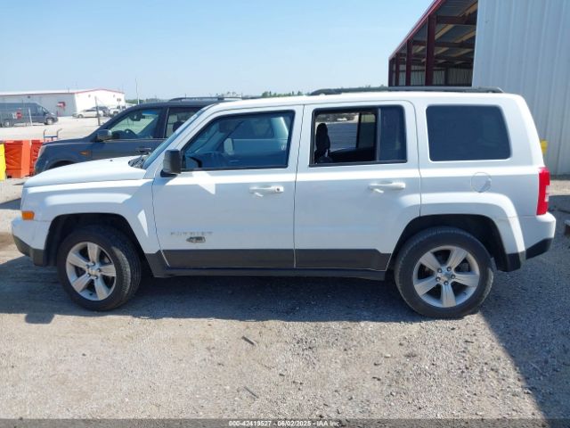 1C4NJRFB8GD632571 Jeep Patriot Latitude