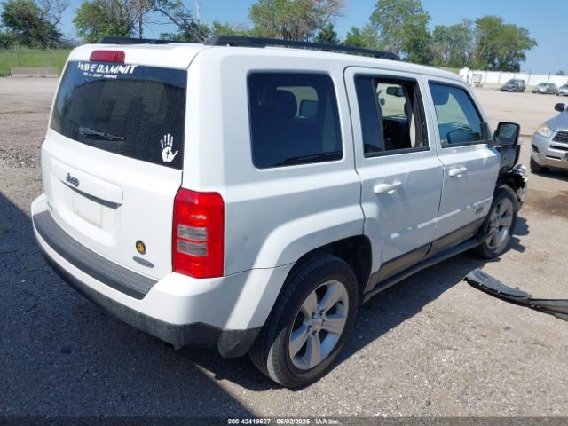 1C4NJRFB8GD632571 Jeep Patriot Latitude