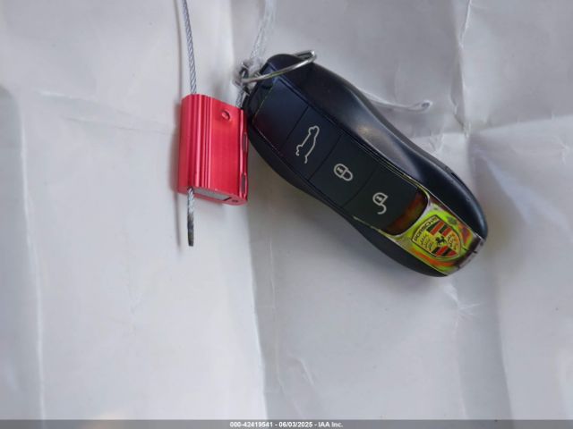 2018 PORSCHE MACAN WP1AG2A5XJLB60763 Photo 10