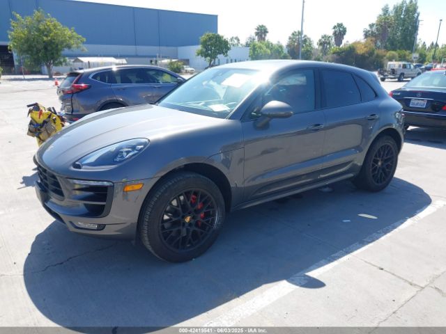 2018 PORSCHE MACAN WP1AG2A5XJLB60763 Photo 1