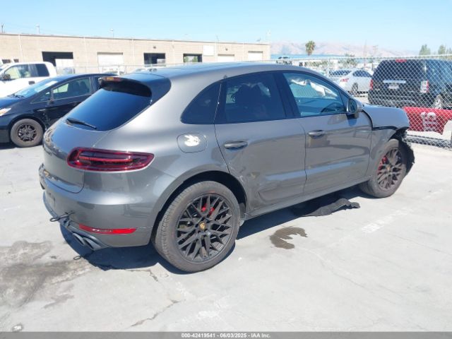 2018 PORSCHE MACAN WP1AG2A5XJLB60763 Photo 3