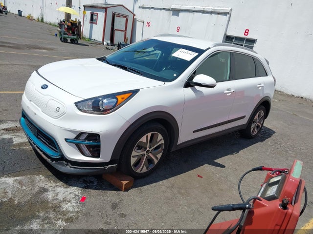 KNDCC3LG2K5008010 KIA Niro