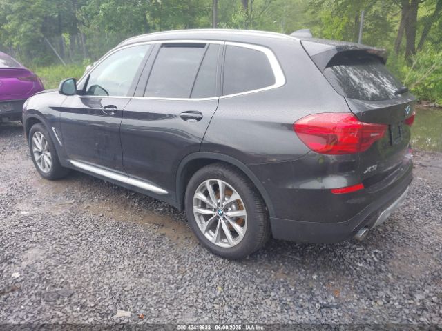 2019 BMW X3 5UXTR9C59KLE13195 Photo 2