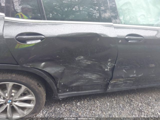 2019 BMW X3 5UXTR9C59KLE13195 Photo 5