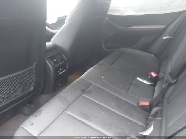 2019 BMW X3 5UXTR9C59KLE13195 Photo 7