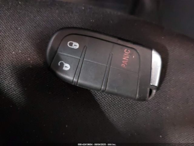 2018 JEEP RENEGADE ZACCJABB8JPJ22452 Photo 10