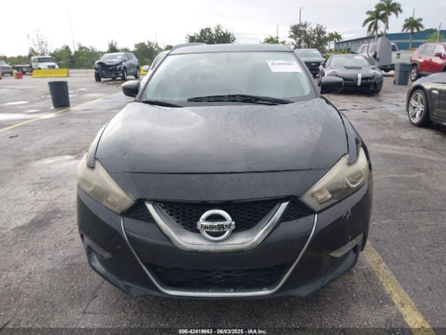 1N4AA6AP9GC428938 Nissan Maxima 3.5 S