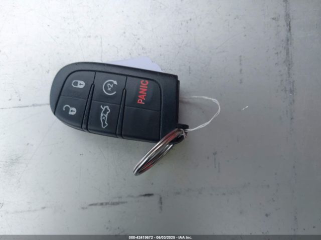 2021 CHRYSLER 300 2C3CCABG6MH520049 Photo 10