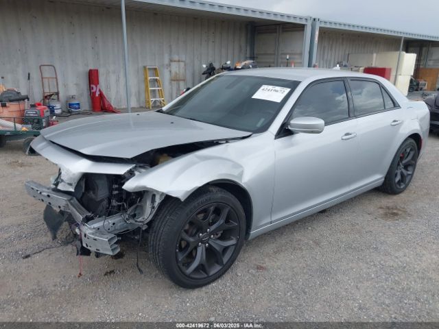 2021 CHRYSLER 300 2C3CCABG6MH520049 Photo 1