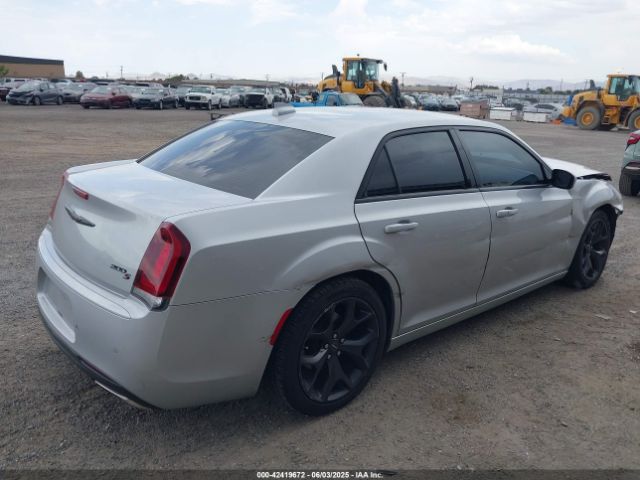 2021 CHRYSLER 300 2C3CCABG6MH520049 Photo 3