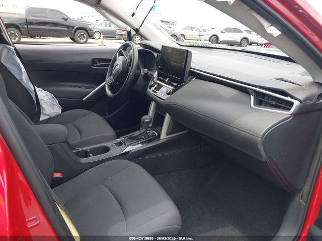 Toyota Corolla Cross Le 2024 7MUBAAAG2RV104982 Image 5