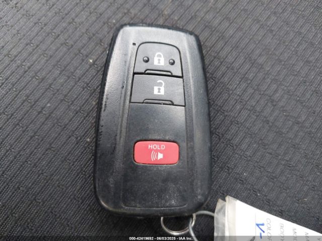 NMTKHMBX3JR043005 Toyota C-hr Xle Premium